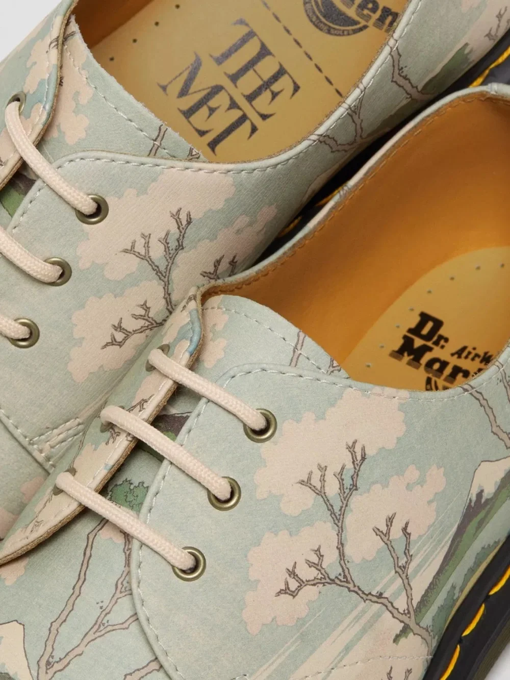 Dr. Martens 1461 The Met Leather Oxford Women’s size 7 NEW!!!